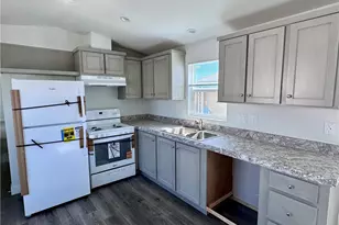 17455 Marygold Ave, Bloomington, CA 92316 - Photo 5