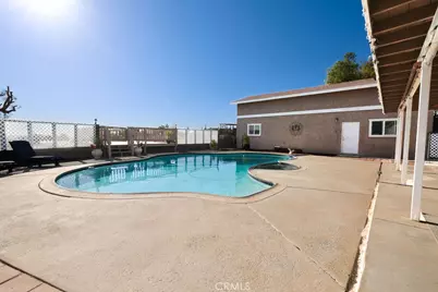 16465 Holcomb Way, Riverside, CA 92504 - Photo 35