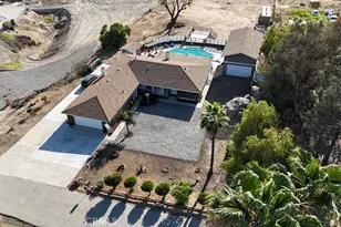 16465 Holcomb Way, Riverside, CA 92504 - Photo 41