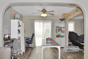 35685 Sleepy Hollow Ln, Yucaipa, CA 92399 - Photo 13