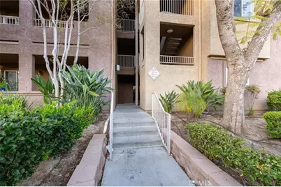 2275 Del Mar #207, Corona, CA 92882 - Photo 19