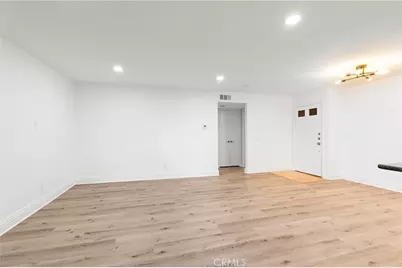 2275 Del Mar #207, Corona, CA 92882 - Photo 3