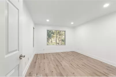 2275 Del Mar #207, Corona, CA 92882 - Photo 9