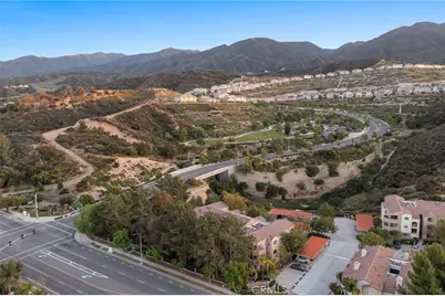 2275 Del Mar #207, Corona, CA 92882 - Photo 23