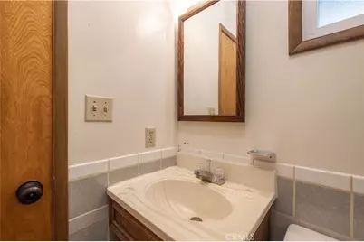 924 Michael, Big Bear City, CA 92314 - Photo 15
