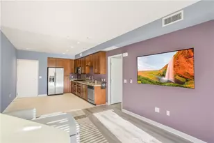 21301 Erwin, Woodland Hills, CA 91367 - Photo 15