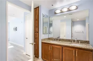 21301 Erwin, Woodland Hills, CA 91367 - Photo 9