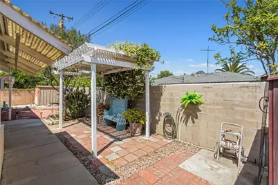 10721 Claremont Avenue, Bloomington, CA 92316 - Photo 31