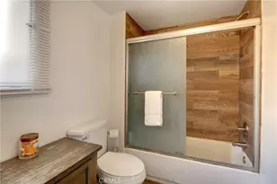 986 Cameron Dr, Big Bear Lake, CA 92315 - Photo 15