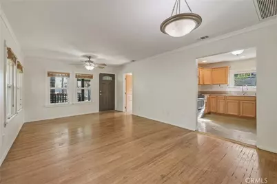 1132 E Citrus Avenue, Redlands, CA 92374 - Photo 3