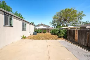 10412 Comstock, Corona, CA 92883 - Photo 23