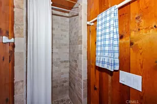 4 Lakeview Track, Fawnskin, CA 92333 - Photo 21