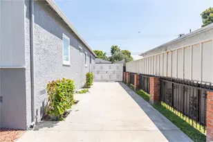 9700 S 5th Ave, Inglewood, CA 90305 - Photo 11