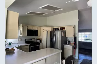 14151 Hillsborough, Victorville, CA 92392 - Photo 11