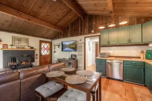 212 Moreno, Sugarloaf, CA 92386 - Photo 9