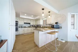 18270 Lakeview Dr, Victorville, CA 92395 - Photo 15