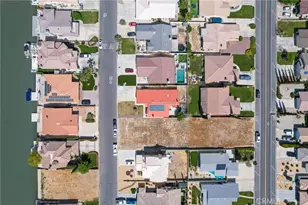 18270 Lakeview Dr, Victorville, CA 92395 - Photo 37
