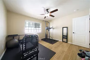 18270 Lakeview Dr, Victorville, CA 92395 - Photo 23