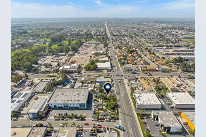 7412 Slater Avenue E, Huntington Beach, CA 92647 - Photo 23