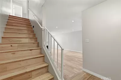 7802 Via Tortona, Burbank, CA 91504 - Photo 21