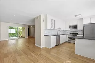 7802 Via Tortona, Burbank, CA 91504 - Photo 15