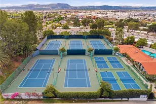 7802 Via Tortona, Burbank, CA 91504 - Photo 21
