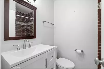 7802 Via Tortona, Burbank, CA 91504 - Photo 19