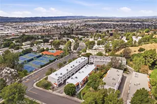7802 Via Tortona, Burbank, CA 91504 - Photo 31