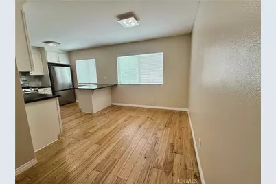 7802 Via Tortona, Burbank, CA 91504 - Photo 13