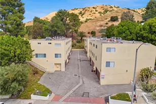 7802 Via Tortona, Burbank, CA 91504 - Photo 33