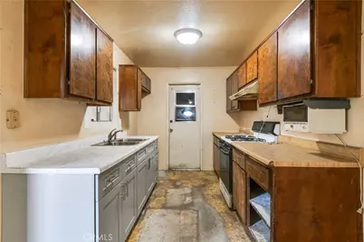 1113 Olivine, Mentone, CA 92359 - Photo 11