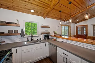 42577 Falcon Ave, Big Bear Lake, CA 92315 - Photo 13