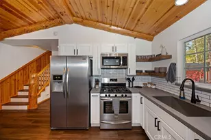 42577 Falcon Ave, Big Bear Lake, CA 92315 - Photo 15