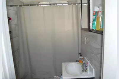 938 S Eastman, Los Angeles, CA 90023 - Photo 19