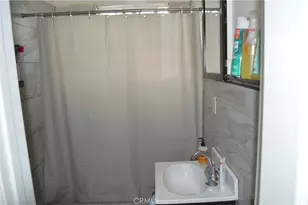 938 S Eastman, Los Angeles, CA 90023 - Photo 19