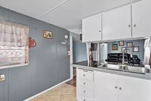 2260 W Rialto Ave, San Bernardino, CA 92410 - Photo 13