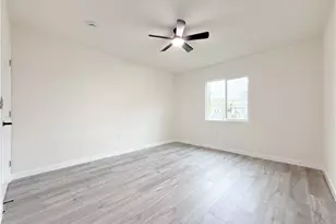 1813 E San Vincente St, Compton, CA 90221 - Photo 9