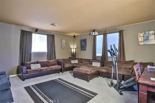25072 Peppertree Ct, Corona, CA 92883 - Photo 19