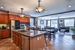25072 Peppertree Ct, Corona, CA 92883 - Photo 9