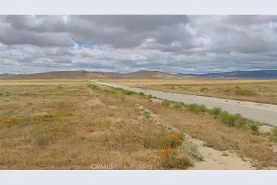25 3258-021-025 - 150 W Avenue C-8, Lancaster, CA 93536 - Photo 11