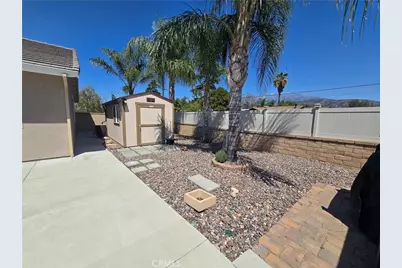 34487 Glenwood, Yucaipa, CA 92399 - Photo 5