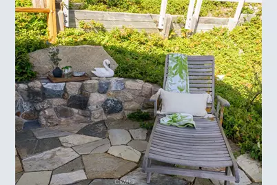 406 N406B, Lake Arrowhead, CA 92352 - Photo 13