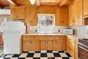 26408 Lake Forest Dr, Twin Peaks, CA 92391 - Photo 17