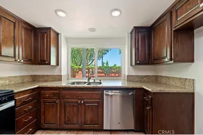 941 Inn Keeper #D, Corona, CA 92881 - Photo 13