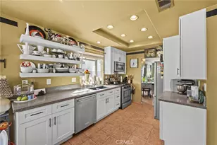 40394 Clybourne, Murrieta, CA 92562 - Photo 11
