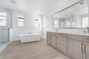 27422 Creekwood Ln, Valencia, CA 91381 - Photo 9