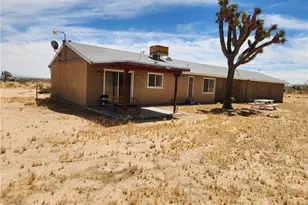 1050 Alta Ave, Landers, CA 92285 - Photo 15