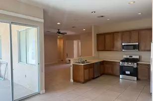 67535 San Tomas, Desert Hot Springs, CA 92240 - Photo 9