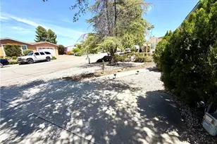 23118 Skylink, Canyon Lake, CA 92587 - Photo 7