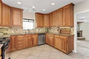 546 North Pl, Redlands, CA 92373 - Photo 9